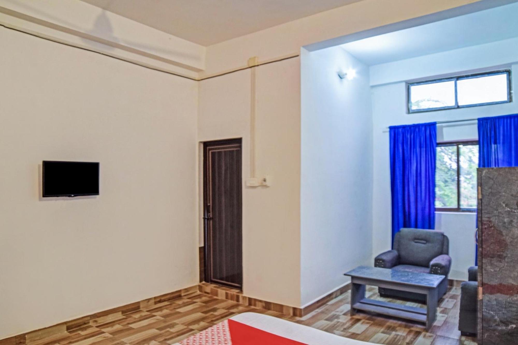 Spot On Jp Guest House Kaharpara Εξωτερικό φωτογραφία